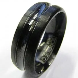 CROWN BLACK TITATIUM GENTS BAND TI0069R10 CROWN RING Rings