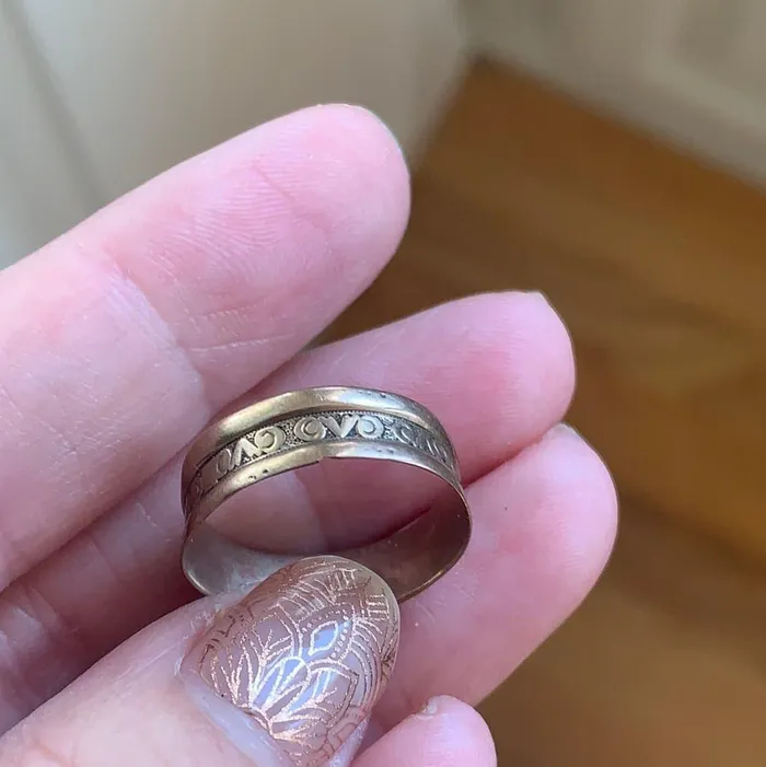 Love Vintage Paris Cigar Band 9k Gold Antique As Is Rings