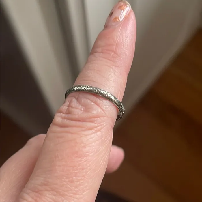 Love Vintage Paris PreStyled Sets Patterned White Gold Band 18k Gold Antique
