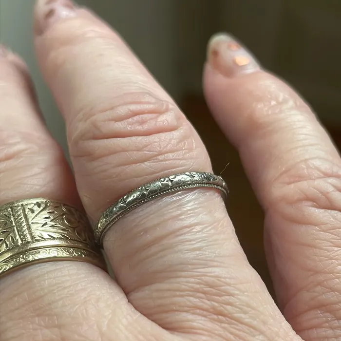 Love Vintage Paris PreStyled Sets Patterned White Gold Band 18k Gold Antique