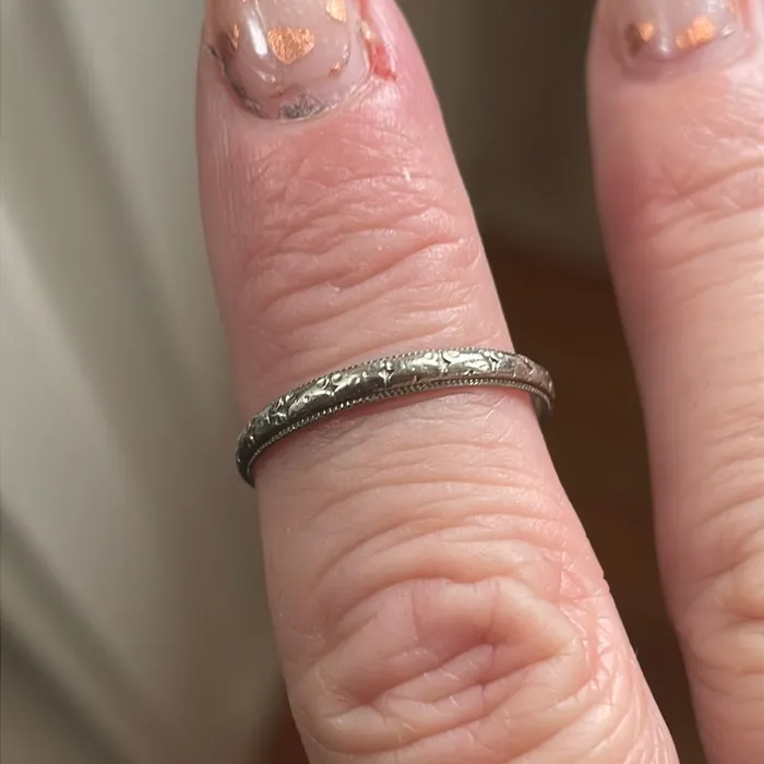 Love Vintage Paris PreStyled Sets Patterned White Gold Band 18k Gold Antique