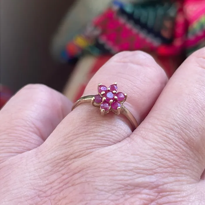 Love Vintage Paris Rings Ruby Flower Ring 10k Gold Vintage