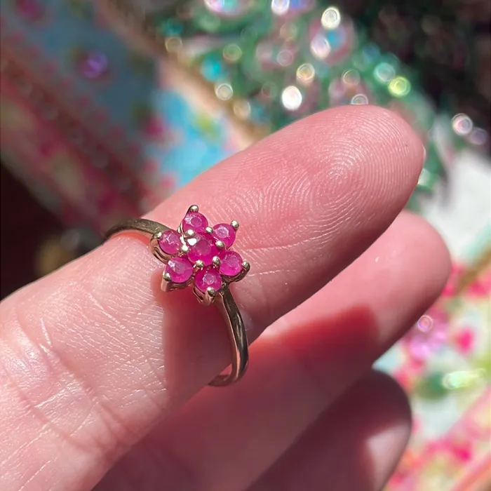 Love Vintage Paris Rings Ruby Flower Ring 10k Gold Vintage