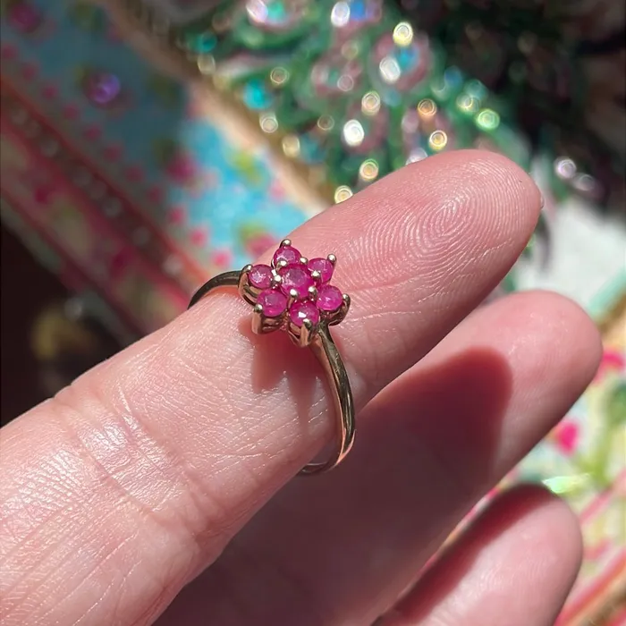 Love Vintage Paris Rings Ruby Flower Ring 10k Gold Vintage