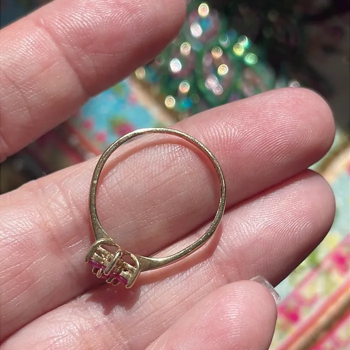 Love Vintage Paris Rings Ruby Flower Ring 10k Gold Vintage