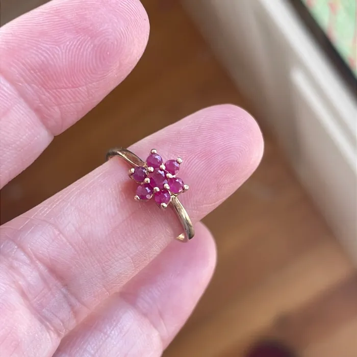 Love Vintage Paris Rings Ruby Flower Ring 10k Gold Vintage