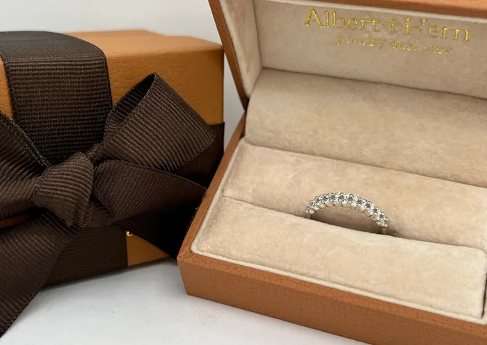 Rings Albert Hern Ring 18kt Half Band Double Diamond Line 040 carats Rings Albert Hern Ring 18kt Half Band Double Diamond Line 040 carats