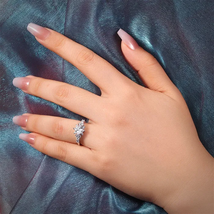 Rings icezeusshop Moissanite Princess Cut Vintage Engagement Ring