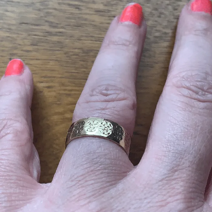 Rings Love Vintage Paris Engraved Flower Band 9k Gold Vintage